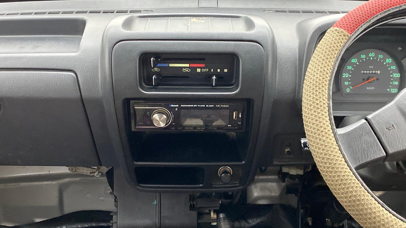 2015 Maruti Omni 5 STR, Petrol, Manual, 38,233 km, Air Conditioner