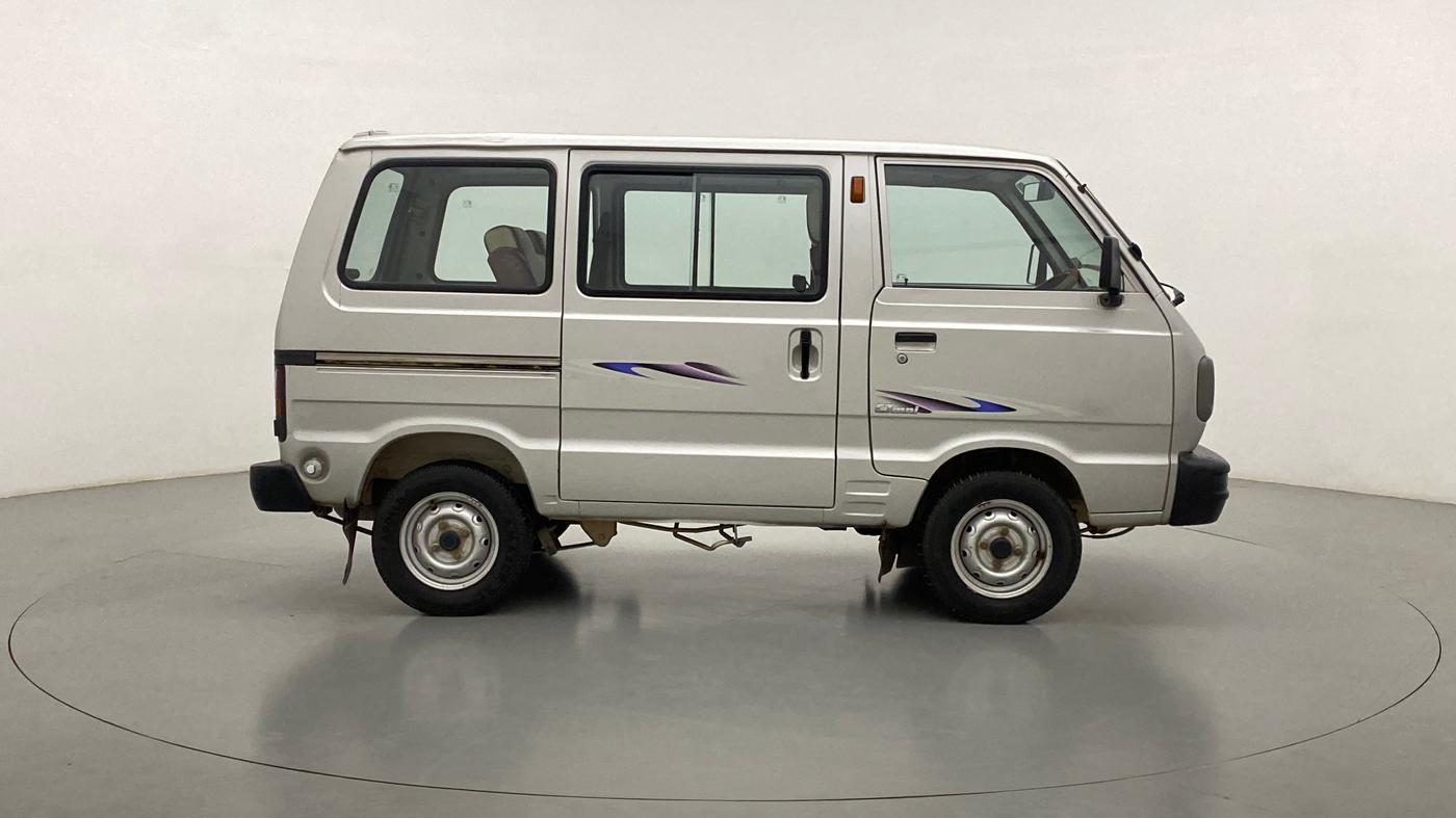 2015 Maruti Omni 5 STR, Petrol, Manual, 38,233 km, Right Side View