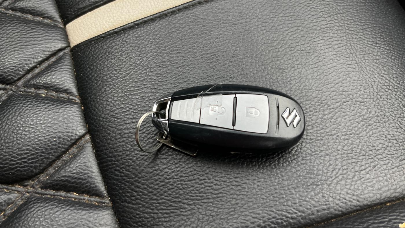 2022 Maruti Vitara Brezza VXI, Petrol, Manual, 80,550 km, Key Close Up