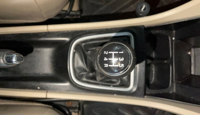 2017 Maruti Ciaz ALPHA 1.4 PETROL, Petrol, Manual, 55,946 km, Gear Lever