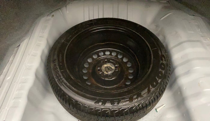 2013 Honda City 1.5L I-VTEC V MT SUNROOF, Petrol, Manual, 1,34,141 km, Spare Tyre