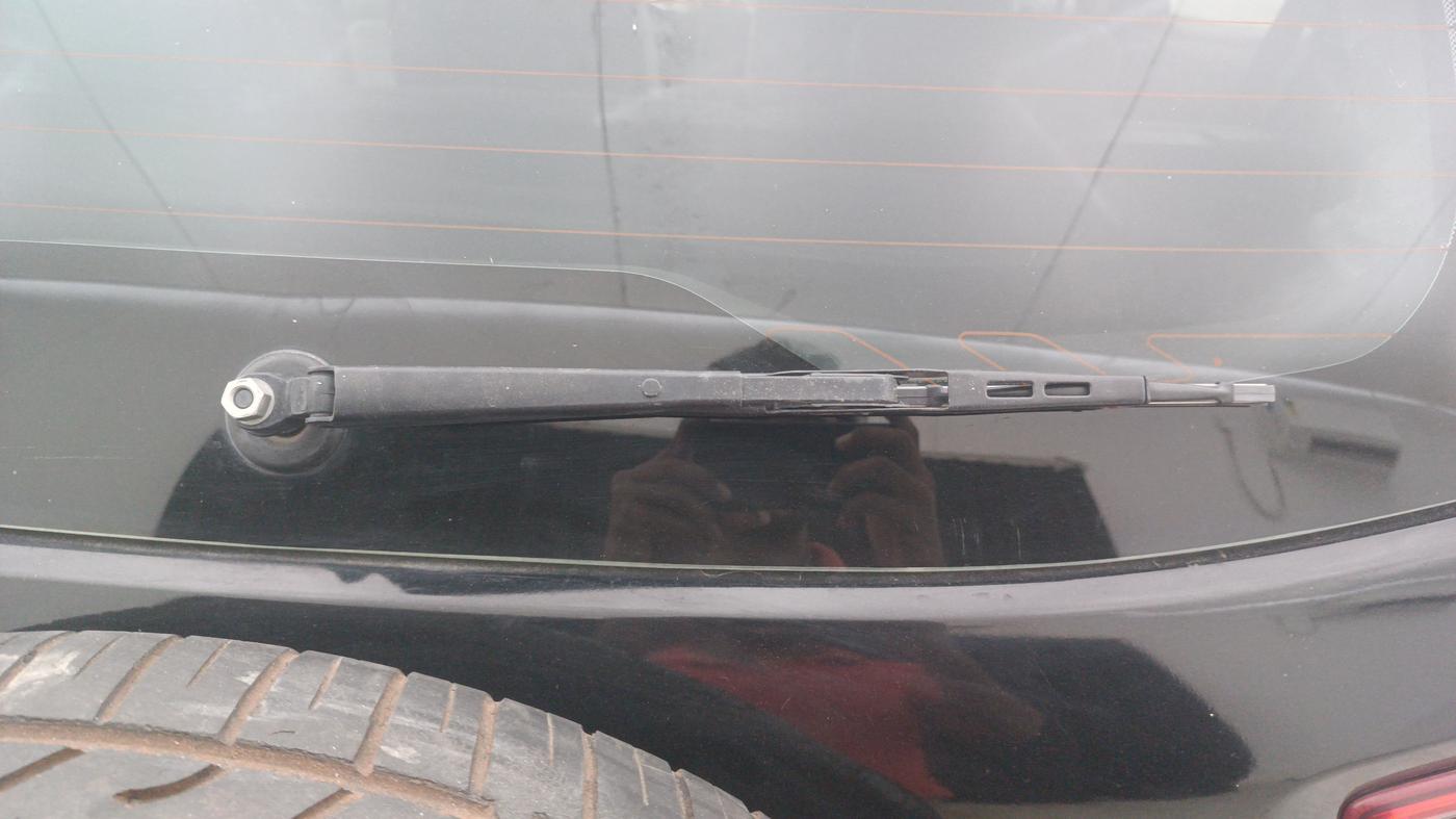 2013 Ford Ecosport TITANIUM 1.5L DIESEL, Diesel, Manual, 1,04,473 km, Rear Wiper