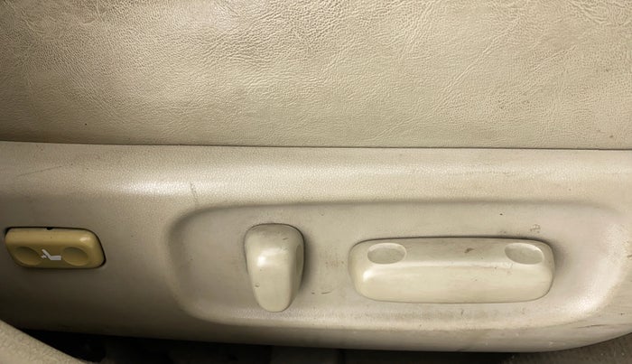 2010 Toyota Corolla Altis VL AT, Petrol, Automatic, 48,863 km, Driver Side Adjustment Panel