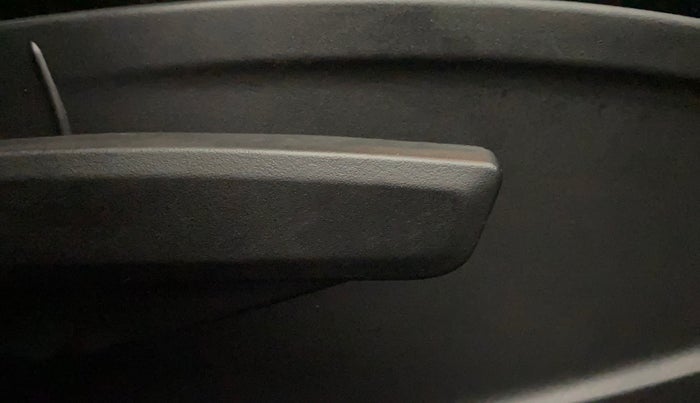 2022 Tata PUNCH ACCOMPLISHED MT, Petrol, Manual, 30,465 km, Driver Side Adjustment Panel