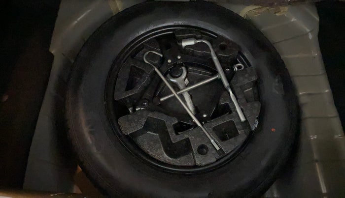 2022 Tata PUNCH ACCOMPLISHED MT, Petrol, Manual, 30,465 km, Spare Tyre