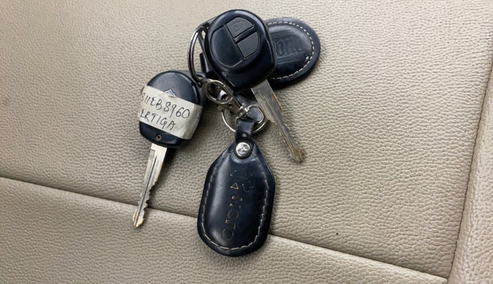 2014 Maruti Ertiga VXI, Petrol, Manual, 1,18,800 km, Key Close Up