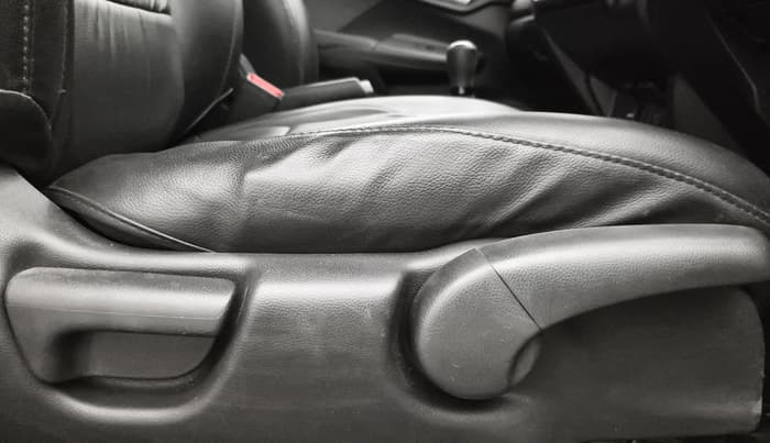 2019 Honda WR-V 1.2L I-VTEC VX MT, Petrol, Manual, 27,716 km, Driver Side Adjustment Panel