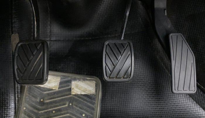 2018 Maruti IGNIS DELTA 1.2, Petrol, Manual, 17,651 km, Pedals