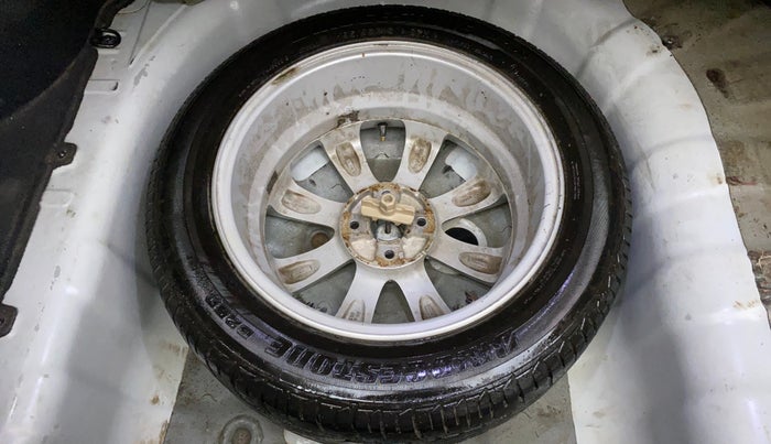 2012 Hyundai Verna FLUIDIC 1.6 VTVT SX, Petrol, Manual, 69,278 km, Spare Tyre