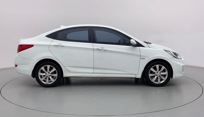2012 Hyundai Verna FLUIDIC 1.6 VTVT SX, Petrol, Manual, 69,278 km, Right Side View