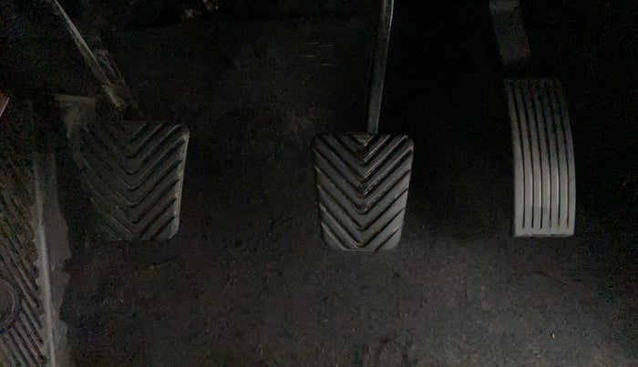 2012 Hyundai Verna FLUIDIC 1.6 VTVT SX, Petrol, Manual, 69,278 km, Pedals