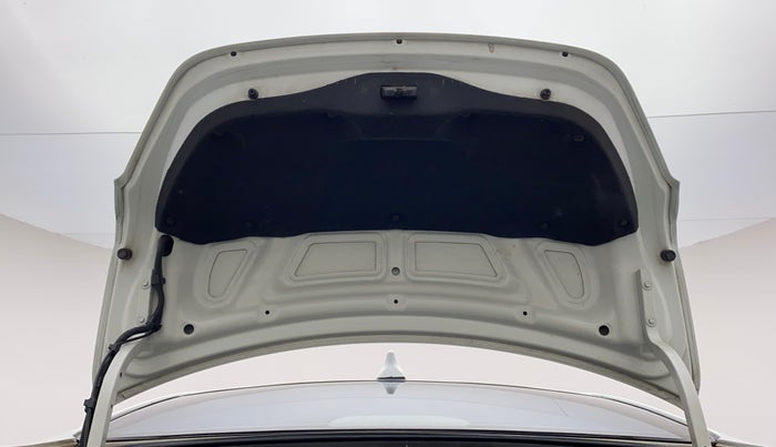 2012 Hyundai Verna FLUIDIC 1.6 VTVT SX, Petrol, Manual, 69,278 km, Boot Door Open