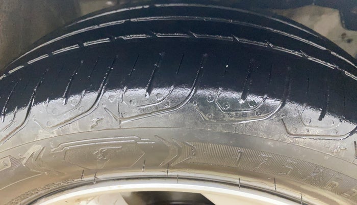 2016 Honda City 1.5L I-VTEC VX CVT, Petrol, Automatic, 72,466 km, Right Front Tyre Tread