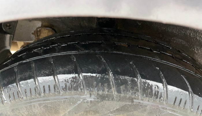 2014 Hyundai Grand i10 MAGNA 1.2 KAPPA VTVT, Petrol, Manual, 81,491 km, Right Rear Tyre Tread