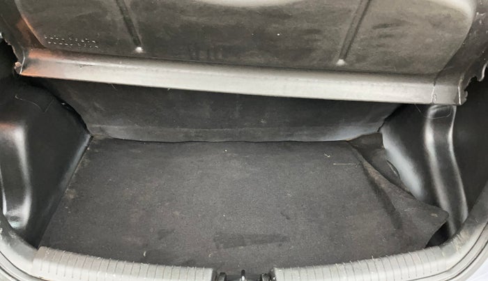 2014 Hyundai Grand i10 MAGNA 1.2 KAPPA VTVT, Petrol, Manual, 81,491 km, Boot Inside