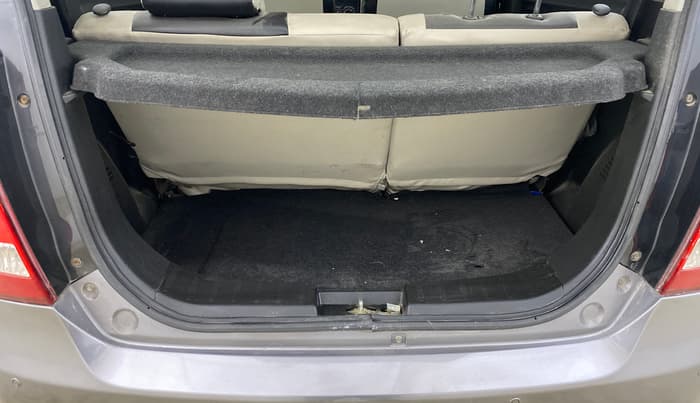 2017 Maruti Wagon R 1.0 VXI, Petrol, Manual, 30,199 km, Boot Inside
