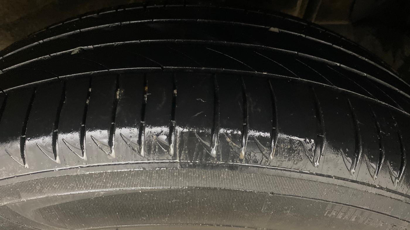 2018 Tata NEXON XT PETROL, Petrol, Manual, 61,928 km, Left Rear Tyre Tread