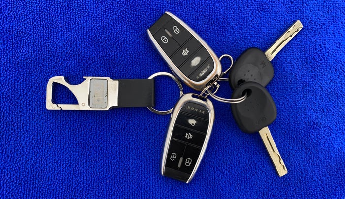 2011 Hyundai i20 MAGNA (O) 1.2, Petrol, Manual, 67,425 km, Key Close Up
