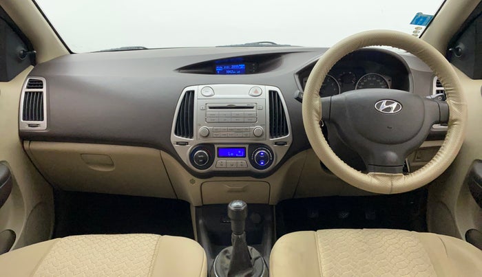 2011 Hyundai i20 MAGNA (O) 1.2, Petrol, Manual, 67,425 km, Dashboard
