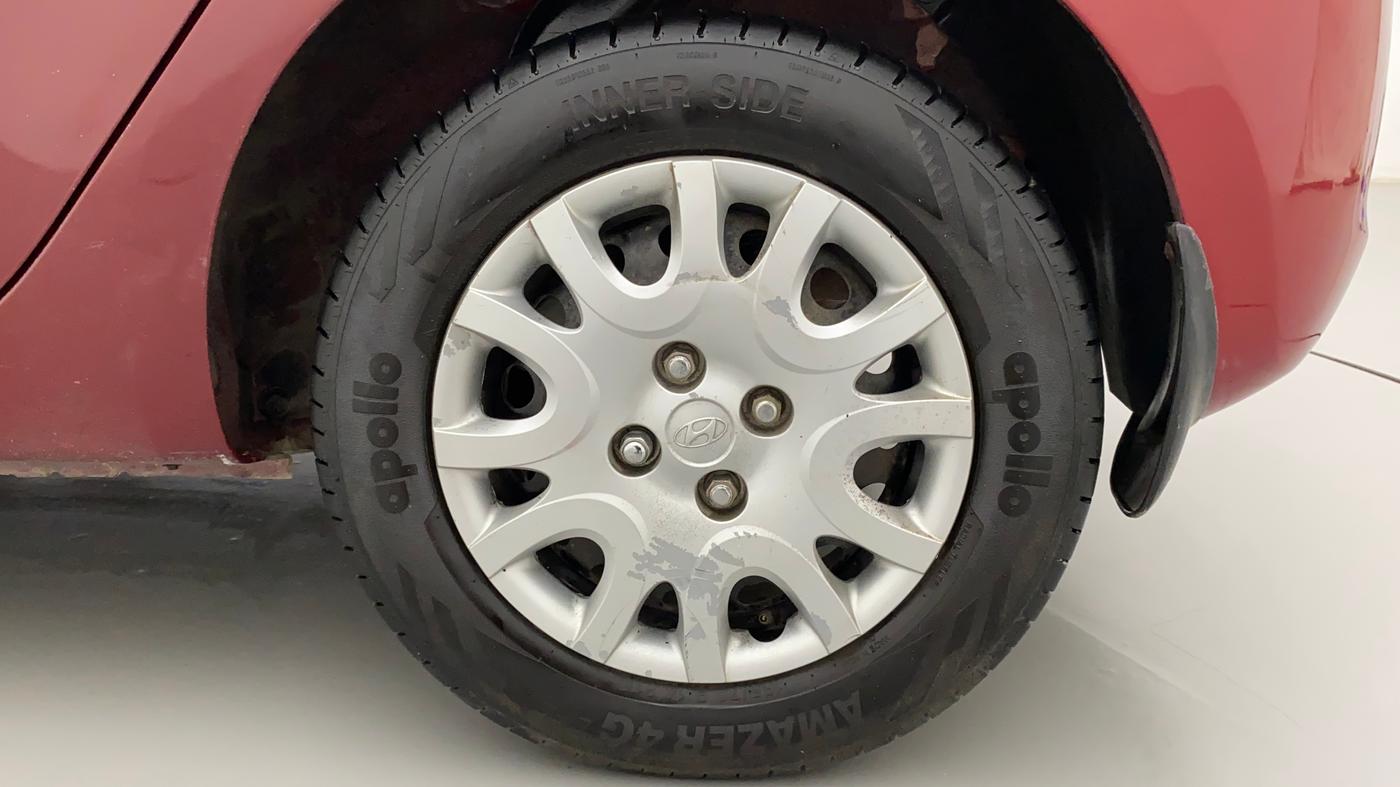 2011 Hyundai i20 MAGNA (O) 1.2, Petrol, Manual, 67,425 km, Left Rear Wheel
