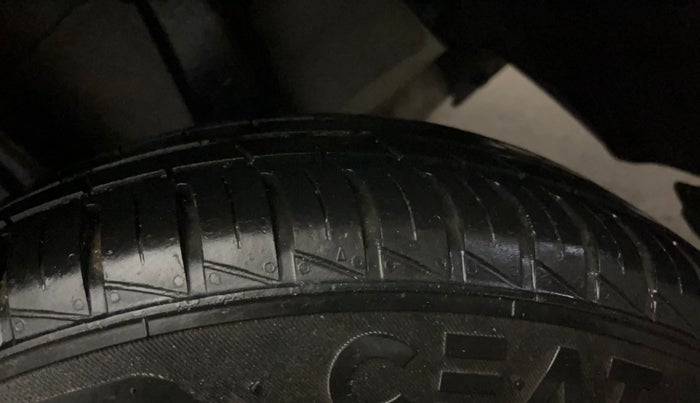 2021 Hyundai GRAND I10 NIOS SPORTZ AMT 1.2 KAPPA VTVT, Petrol, Automatic, 2,888 km, Left Rear Tyre Tread