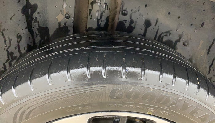 2021 MG HECTOR SHARP 1.5 PETROL CVT, Petrol, Automatic, 61,094 km, Right Rear Tyre Tread