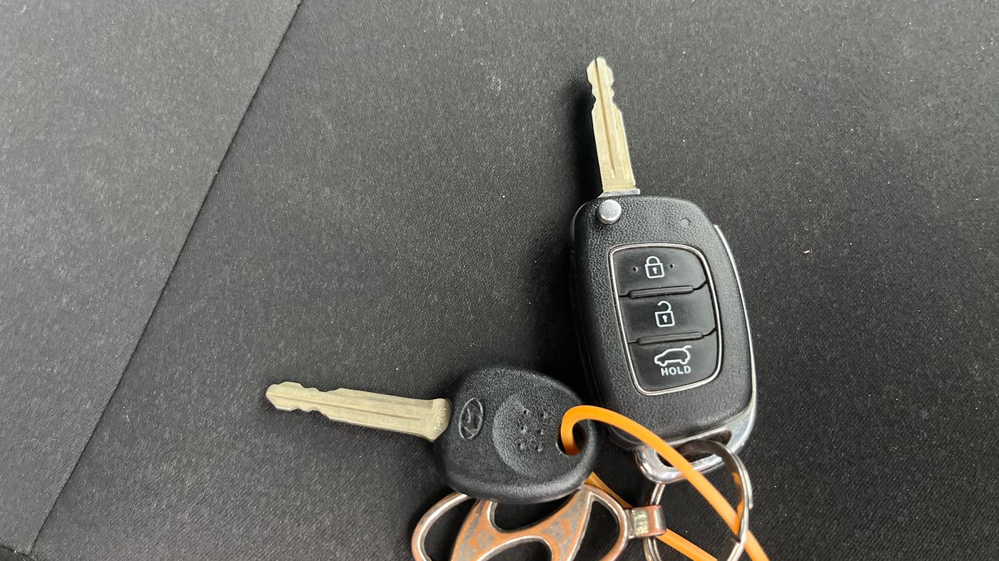 2021 Hyundai NEW I20 SPORTZ 1.2 AT, Petrol, Automatic, 21,065 km, Key Close Up