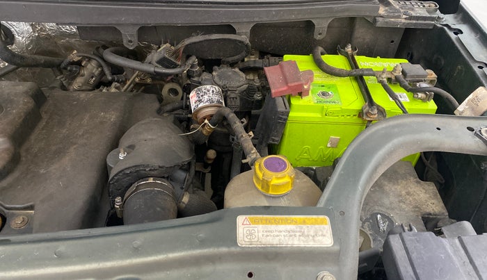 2017 Mahindra TUV300 T8, Diesel, Manual, 75,303 km, Engine View - Left