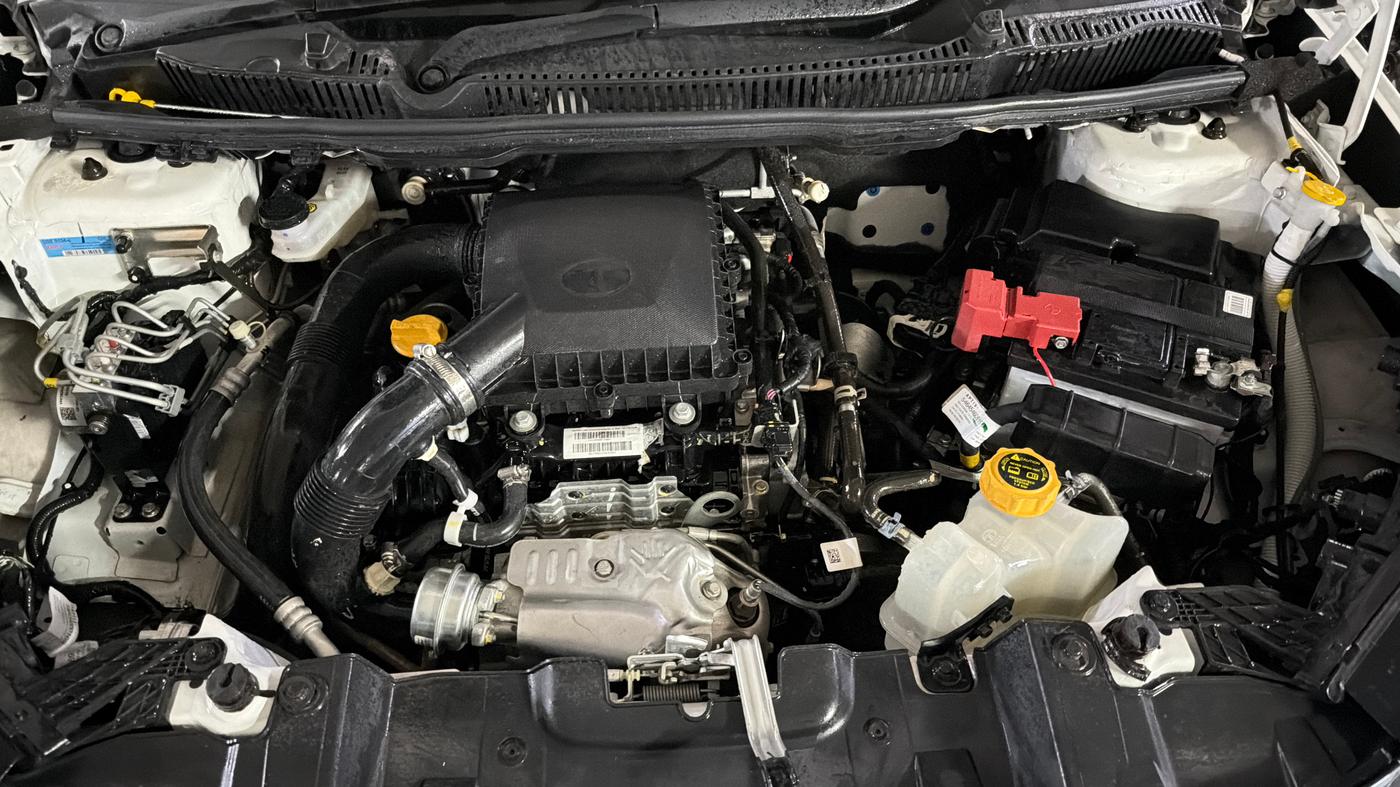 2024 Tata NEXON CREATIVE  AMT 1.2 PETROL, Petrol, Automatic, 3,789 km, Engine View