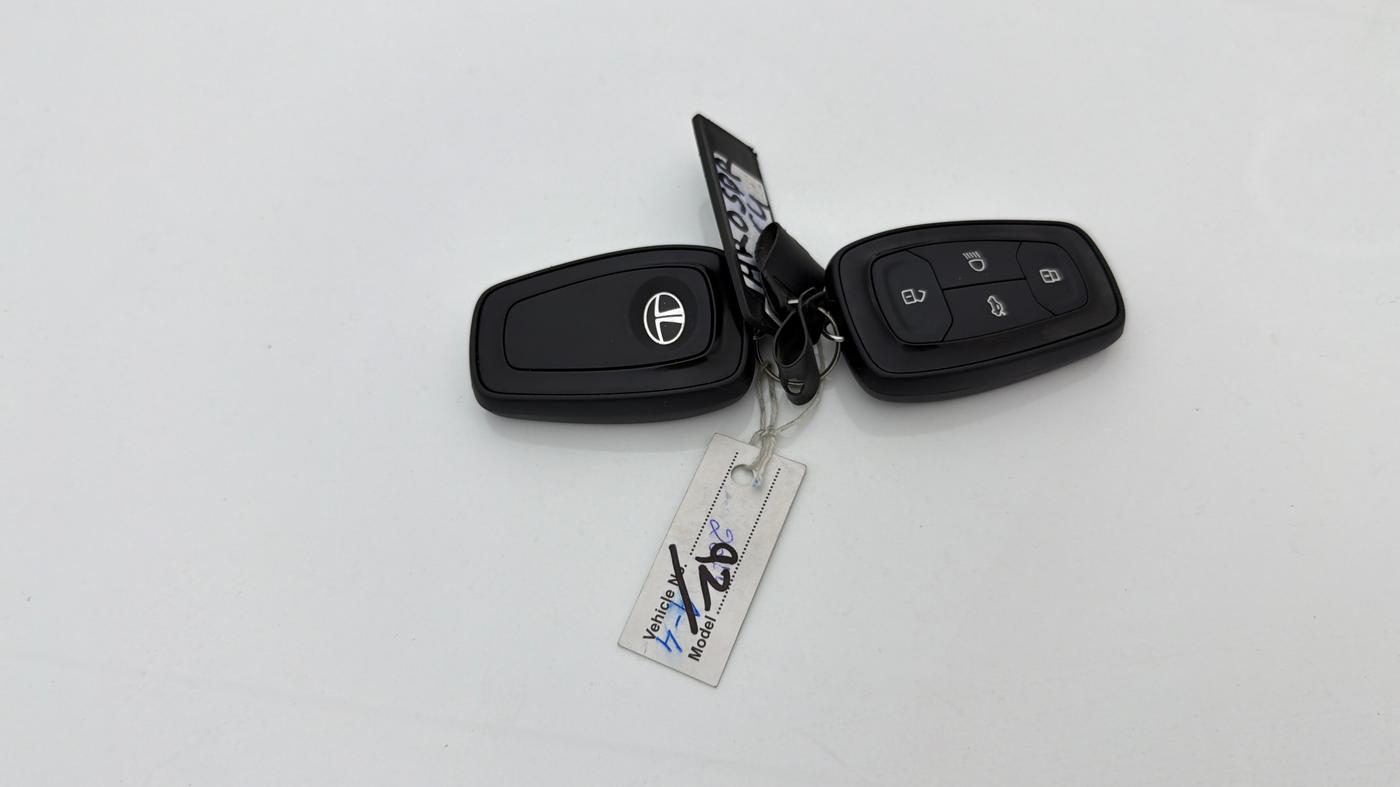 2024 Tata NEXON CREATIVE  AMT 1.2 PETROL, Petrol, Automatic, 3,789 km, Key Close Up