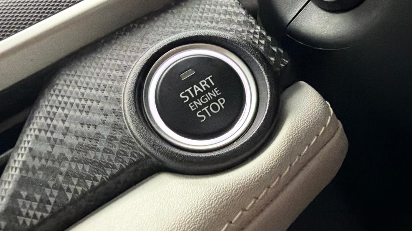 2024 Tata NEXON CREATIVE  AMT 1.2 PETROL, Petrol, Automatic, 3,789 km, Keyless Start/ Stop Button