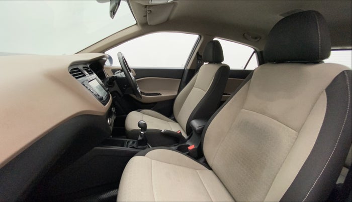 2016 Hyundai Elite i20 ASTA 1.2, Petrol, Manual, 84,419 km, Right Side Front Door Cabin