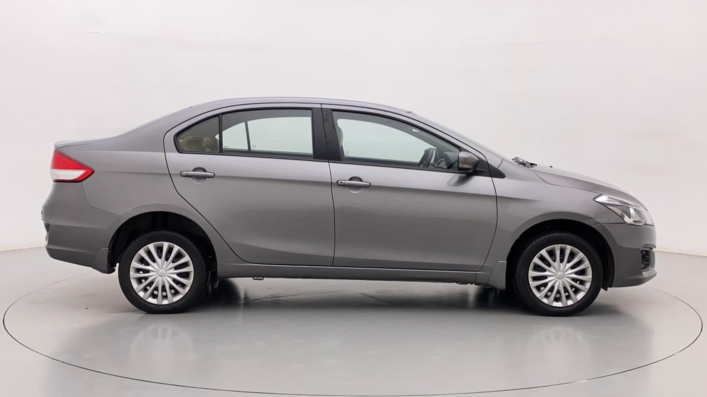 2015 Maruti Ciaz VXI+, Petrol, Manual, 98,152 km, Right Side View