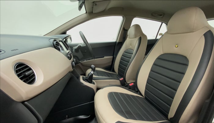 2017 Hyundai Grand i10 ASTA 1.2 KAPPA VTVT, Petrol, Manual, 24,743 km, Right Side Front Door Cabin