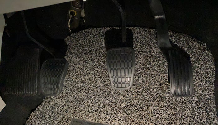 2021 Tata NEXON XZ PLUS PETROL, Petrol, Manual, 34,993 km, Pedals