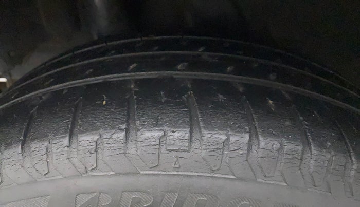 2021 Hyundai Verna SX 1.5 CRDI, Diesel, Manual, 57,719 km, Right Rear Tyre Tread