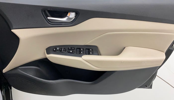 2021 Hyundai Verna SX 1.5 CRDI, Diesel, Manual, 57,719 km, Driver Side Door Panels Control