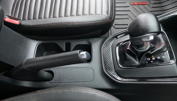 2020 KIA SONET GTX PLUS 1.5D  AT, Diesel, Automatic, 51,698 km, Gear Lever