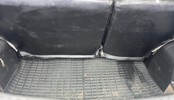 2015 Maruti Swift ZXI, Petrol, Manual, 1,19,459 km, Boot Inside