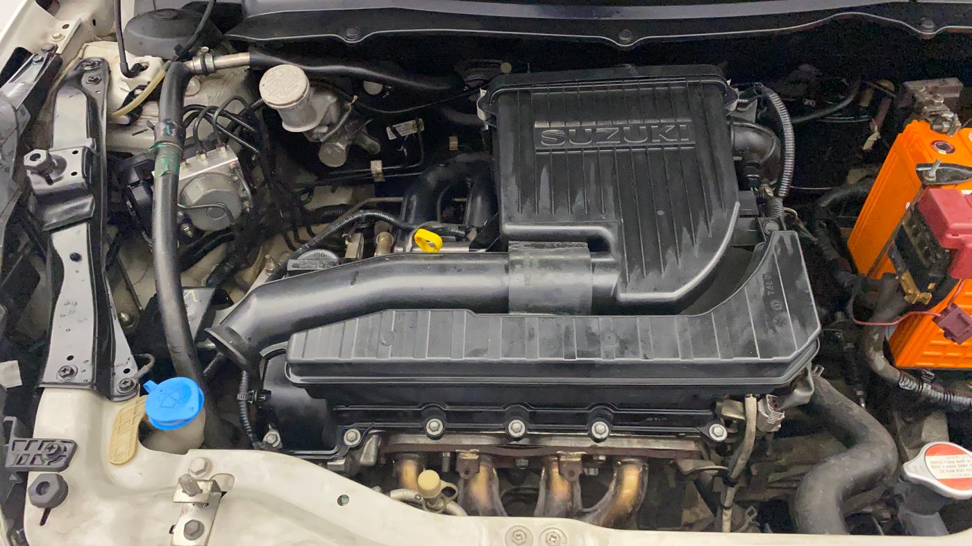 2015 Maruti Swift ZXI, Petrol, Manual, 1,19,485 km, Engine View - Right