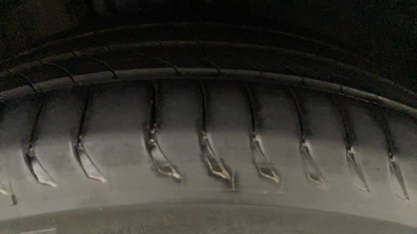 2021 Volkswagen Polo 1.0 GT TSI AT, Petrol, Automatic, 21,543 km, Right Front Tyre Tread