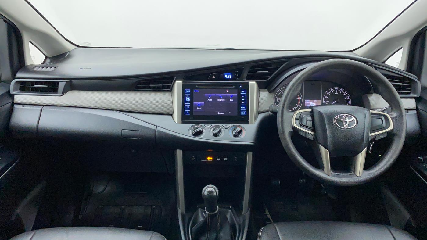 2018 Toyota Innova Crysta 2.4 GX 8 STR, Diesel, Manual, 32,472 km, Dashboard View