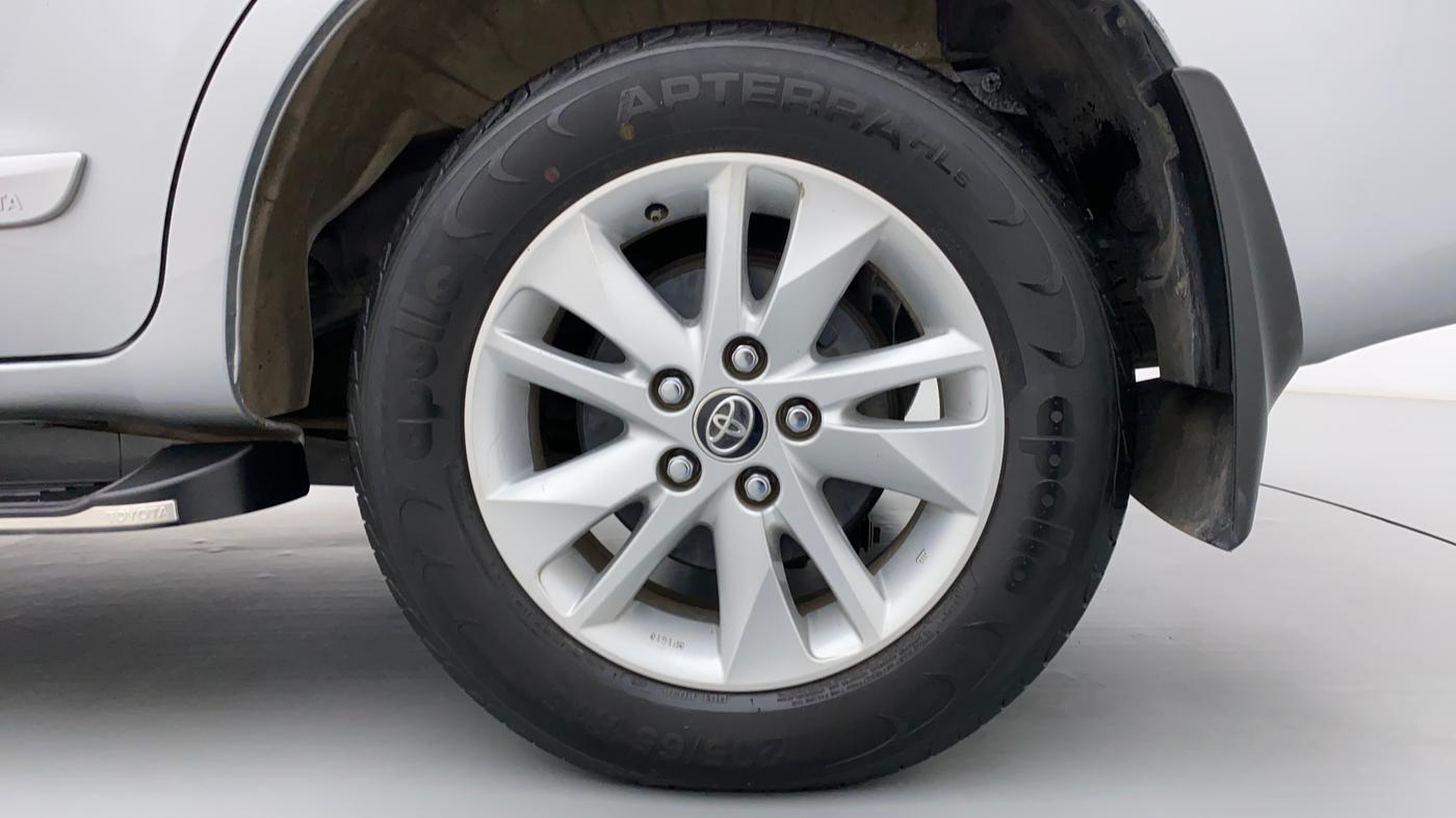 2018 Toyota Innova Crysta 2.4 GX 8 STR, Diesel, Manual, 32,472 km, Left Rear Wheel