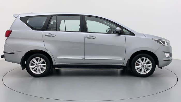 2018 Toyota Innova Crysta 2.4 GX 8 STR, Diesel, Manual, 32,472 km, Right Side View