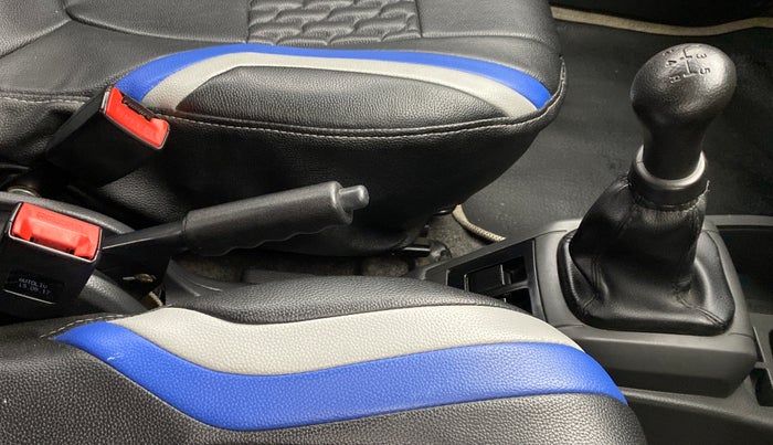 2017 Maruti Alto 800 LXI, Petrol, Manual, 76,024 km, Gear Lever
