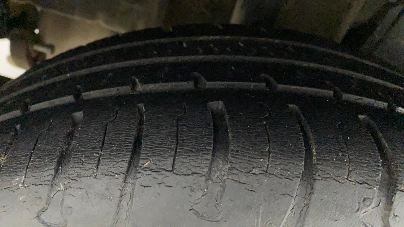 2018 Tata Tiago XZ PETROL, Petrol, Manual, 52,944 km, Right Rear Tyre Tread