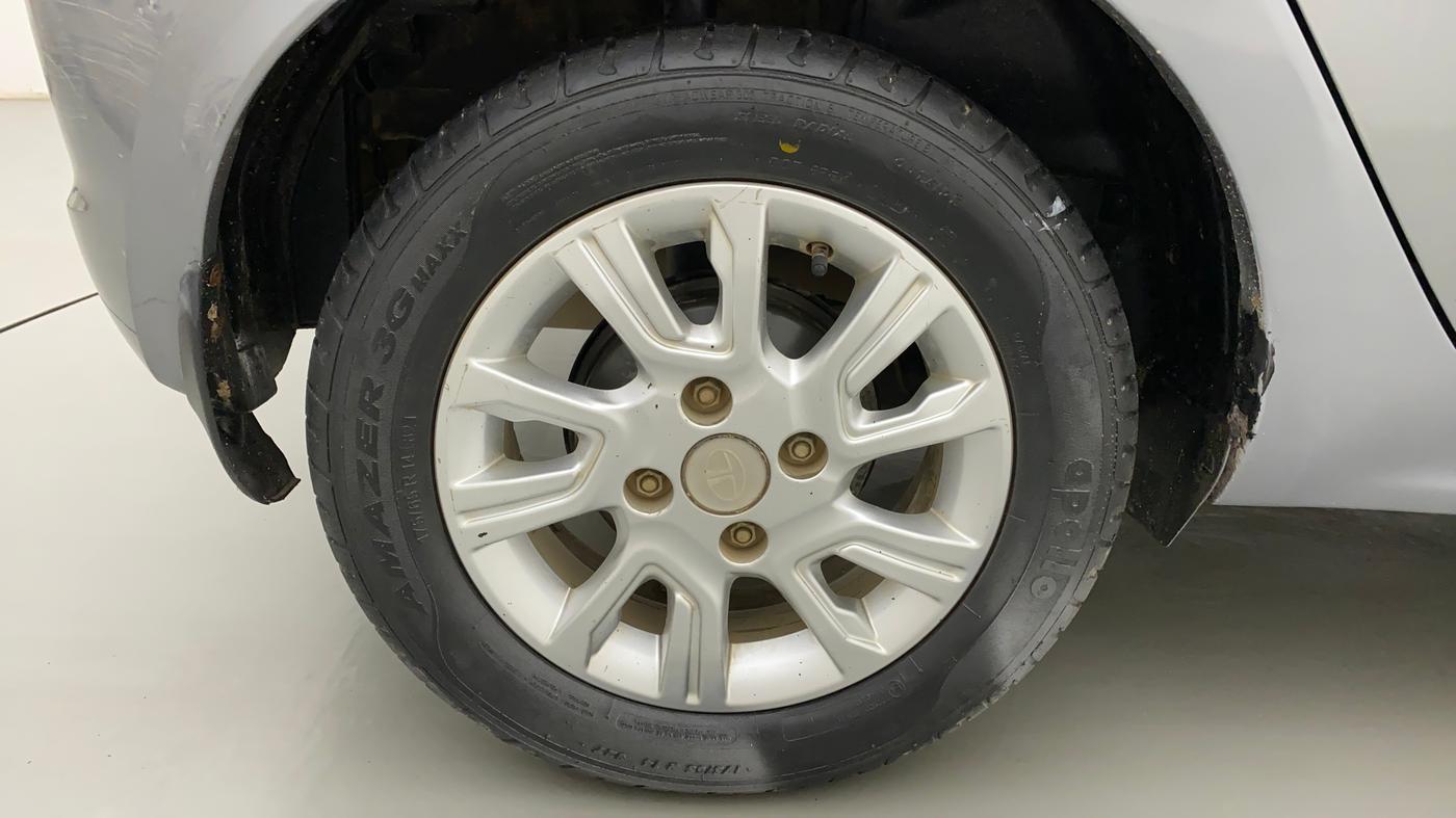 2018 Tata Tiago XZ PETROL, Petrol, Manual, 52,944 km, Right Rear Wheel