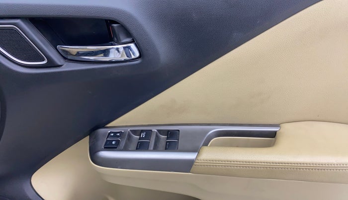 2017 Honda City 1.5L I-VTEC VX CVT, Petrol, Automatic, 67,821 km, Driver Side Door Panels Control