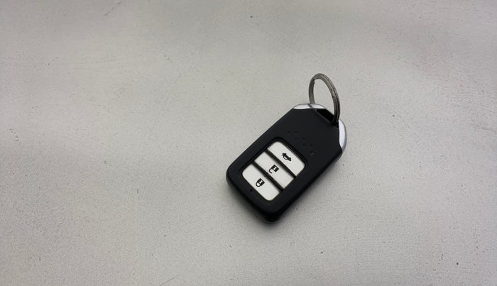 2017 Honda City 1.5L I-VTEC VX CVT, Petrol, Automatic, 67,821 km, Key Close Up