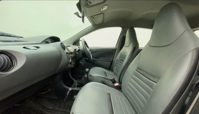 2012 Toyota Etios Liva G, Petrol, Manual, 63,983 km, Right Side Front Door Cabin